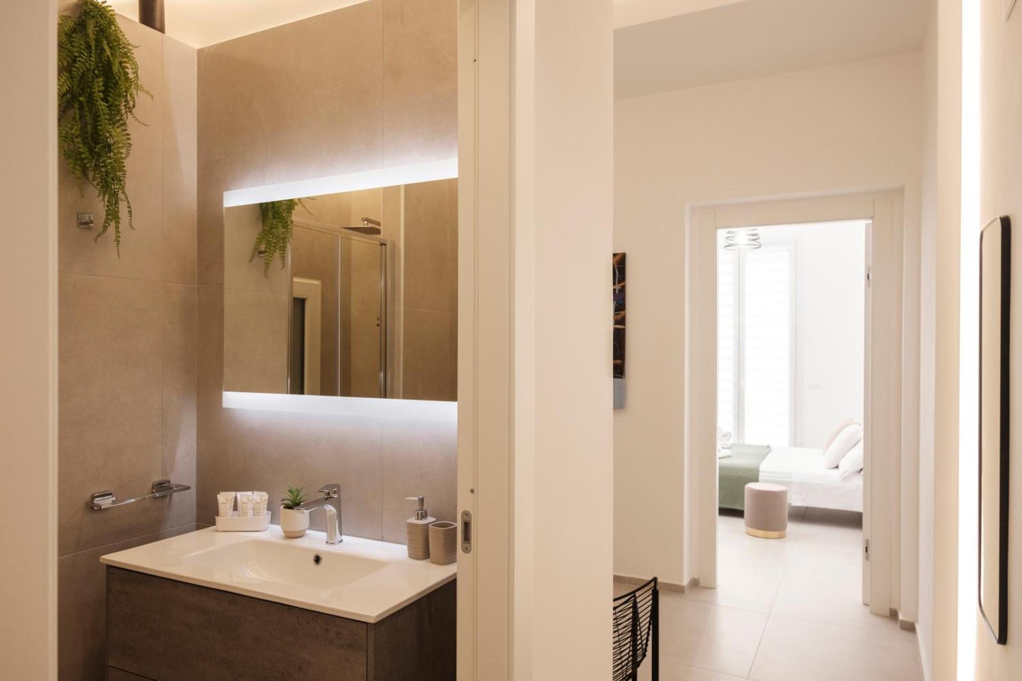 Pepoli Deluxe - Exclusive Apartment - Free Parking Trapani Exterior photo